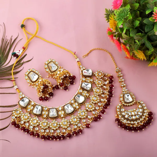 Rich_Maroon_Color_Kundan_Necklace_Set_with_Maang_Tikka_&_Jhumka_Earrings_for_Bridal,_Wedding_&_Festive_Wear