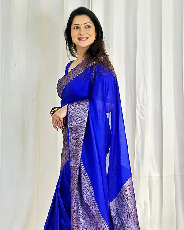 Royal_Blue_Lichi_Silk_Saree_with_Rich_Jacquard_Pallu