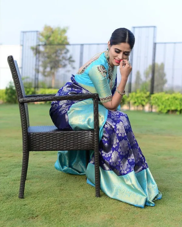 Royal_Blue_and_Sky_Blue_Soft_Lichi_Silk_Jacquard_Work_Saree_with_Exclusive_Blouse