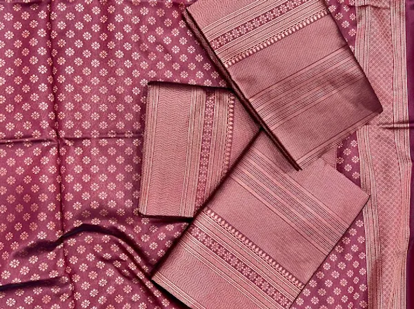 Royal_Maroon_Soft_Lichi_Silk_Saree_with_Rich_Jacquard_Pallu_&_Traditional_Woven_Design