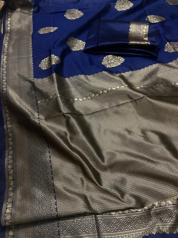 Royal_Navy_Blue_Soft_Lichi_Silk_Saree_with_Rich_Jacquard_Work