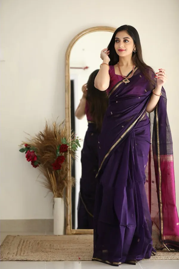 Royal_Purple_Soft_Lichi_Silk_Saree_with_Rich_Jacquard_Pallu_&_Zari_Border