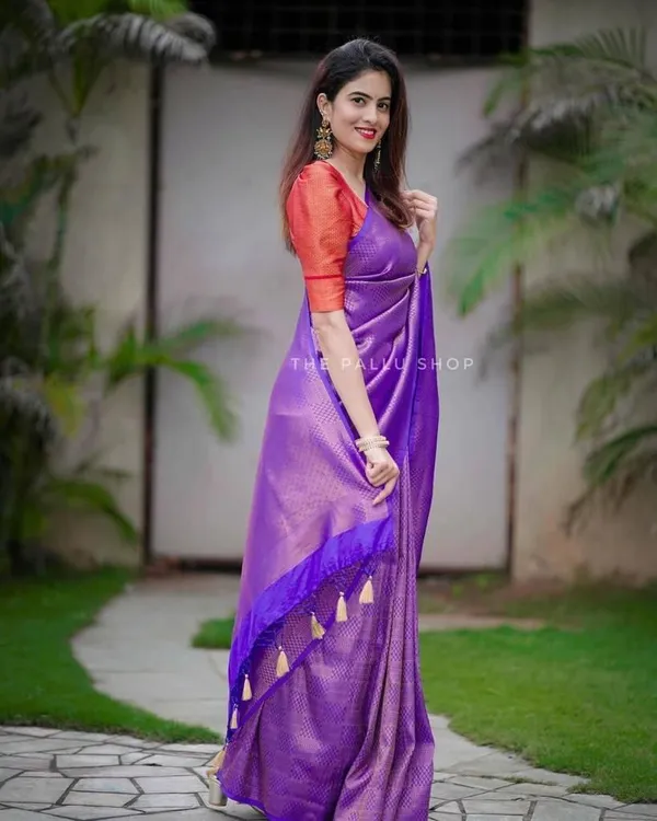 Royal_Purple_Soft_Silk_Saree_with_Woven_Jacquard_Design_&_Tassel_Pallu