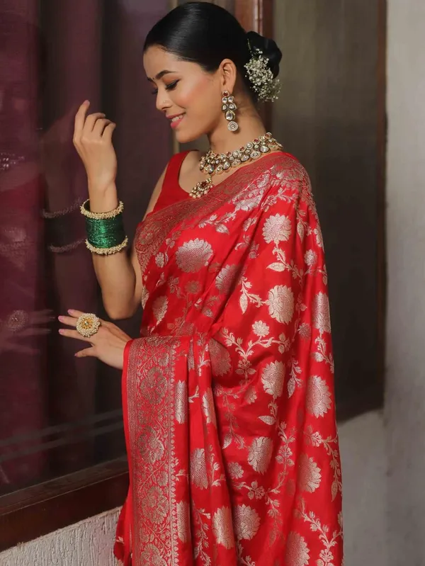 Royal_Red_Soft_Lichi_Silk_Jacquard_Saree_with_Designer_Pallu
