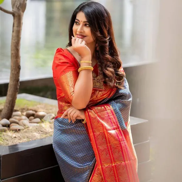 Silver_&_Orange_Designer_Woven_Saree_with_Rich_Golden_Border