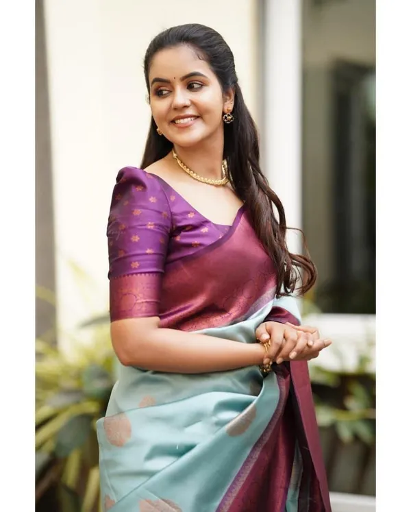 Sky_Blue_Soft_Lichi_Silk_Saree_with_Jacquard_Work_&_Rich_Pallu