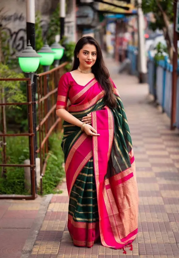 Soft_Lichi_Silk_Saree_with_Rich_Jacquard_Pallu_&_Designer_Border_–_Hot_Pink_&_Emerald_Green
