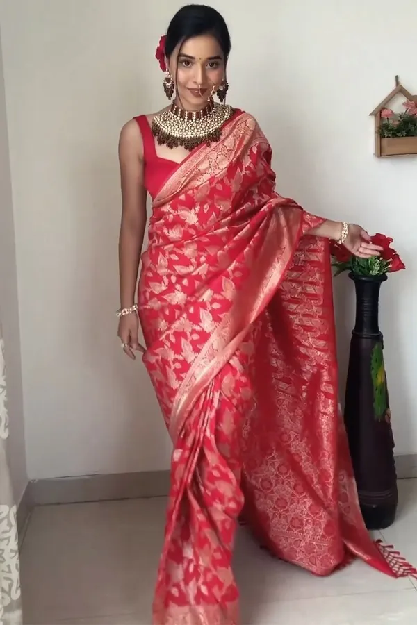 Soft_Lilan_Slab_Saree_with_All-Over_Golden_Weaving_&_Rich_Woven_Blouse_–_Red