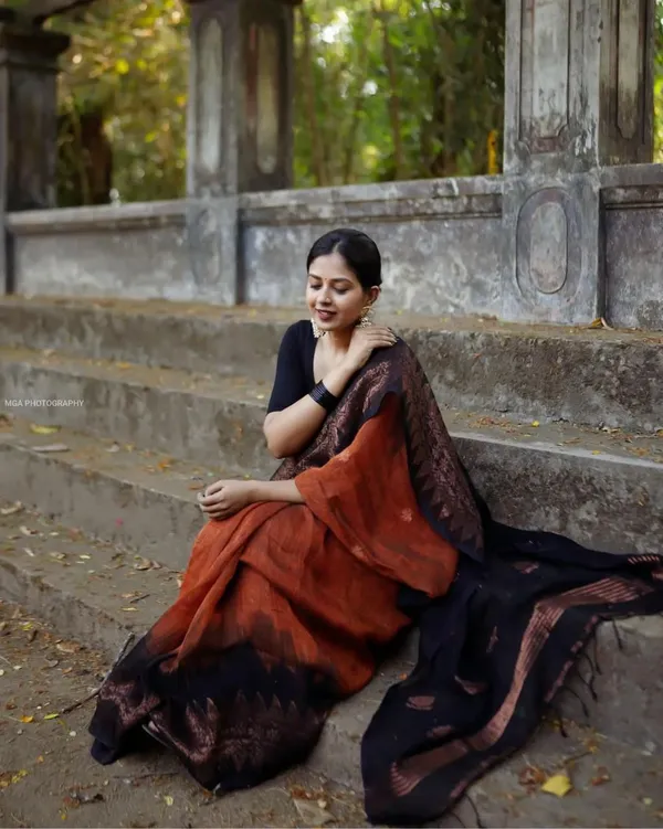 Soft_Lilan_Slab_Saree_with_Rich_Golden_Weaving_&_Designer_Woven_Pallu_–_Rust_Orange_&_Black
