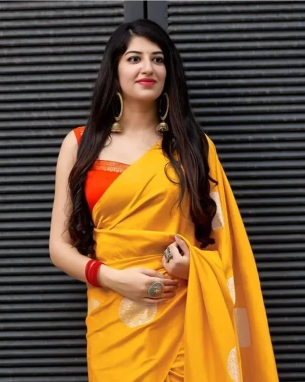 Golden_Yellow_Jacquard_Work_Silk_Saree_with_Contrast_Yellow-Red_Border