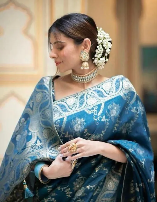 Teal_Blue_Soft_Silk_Jacquard_Saree_with_Floral_Woven_Design_&_Rich_Designer_Border
