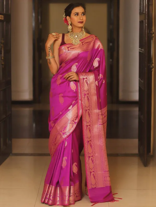 Traditional_Rani_Pink_Soft_Lichi_Silk_Saree_with_Jacquard_Weaving