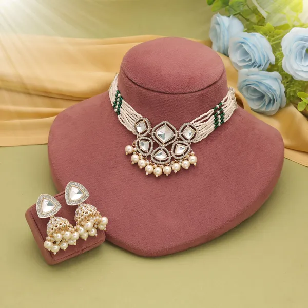 Charming_White_Kundan_Choker_Necklace_Set_with_Jhumka_Earrings_|_Traditional_Party_Wear_Jewellery