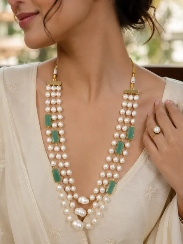 Aarohi_Baroque_Pearl_Layered_(G)_Necklace