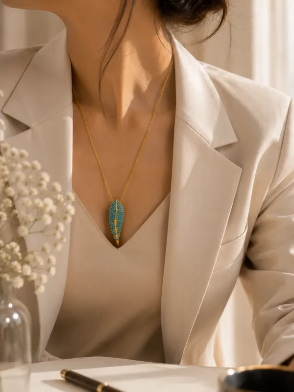 Noor_Turquoise_Leaf_18kt_Gold_Plated_Pendant_Necklace