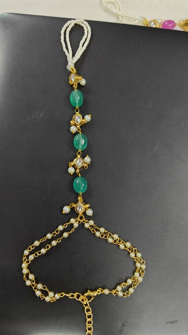 Noor_Aqua_Green_Pearl_Haathphool