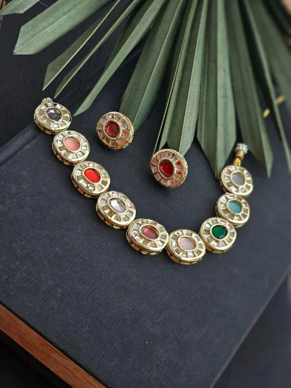 Navratna_Pastel_Choker_Set