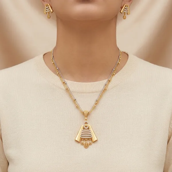 Designer_Pendant_Set_With_Earrings