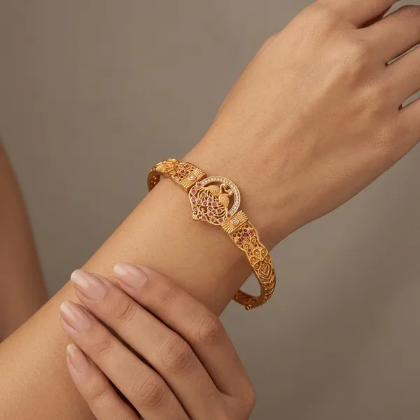 Premium_Quality_Women_Bracelet_|_Gold_Plated
