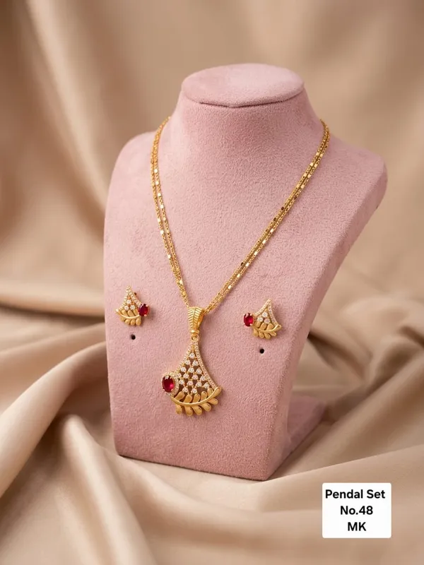Golden_Bloom_Pendant_Set_/_Emerald_Aura_Pendant_Set_/Majestic_Vine_Pendant_Set