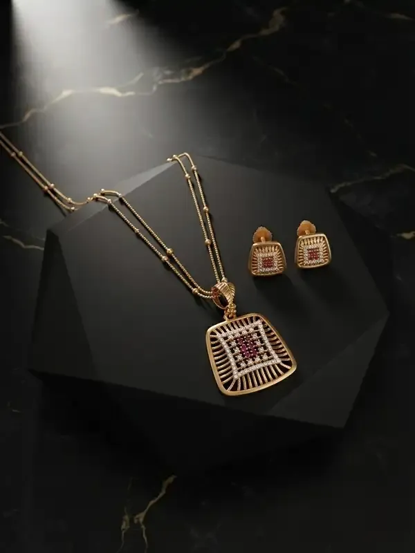 PREMIUM_QUALITY_PENDAL_SET_WITH_EARRINGS_