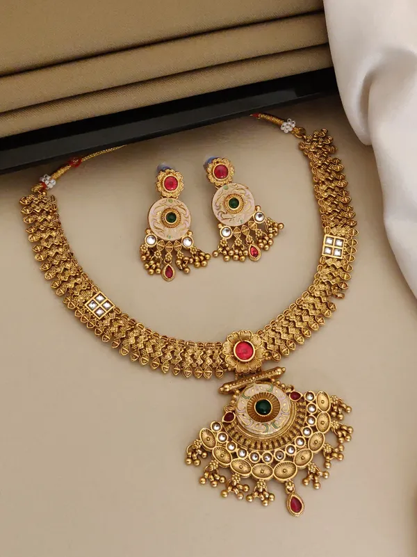 Premium_Quality_High_Gold_Plated_Necklace
