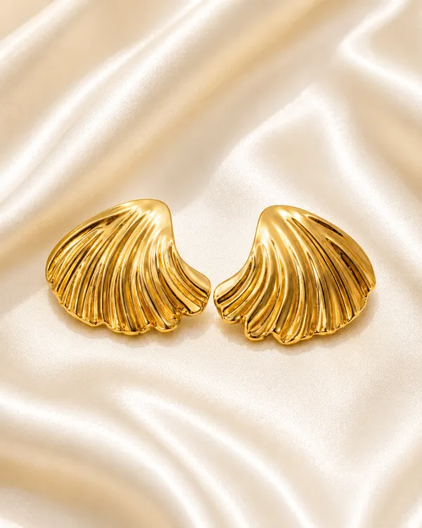 Gold_Plated_Shell_Design_Stainless_Steel_Stud_Earrings