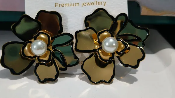 Aakrati_Jewels_Gold-Tone_Black_Enamel_Floral_Pearl_Stud_Earrings_for_Women_&_Girls_|_Elegant_Statement_Fashion_Jewelry