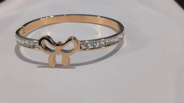 Gold_Plated_Crystal_Bow_Stainless_Steel_Bracelet