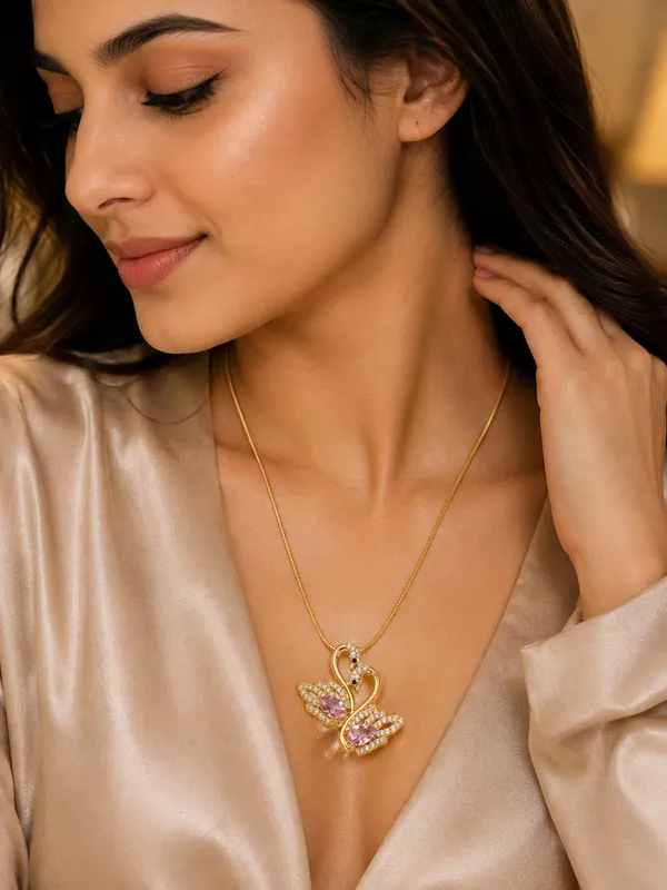 Swan_Couple_Crystal_Pendant_Necklace_for_Women_�_Gold_Plated