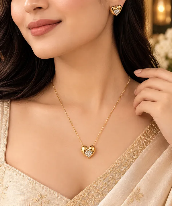 Crystal_Heart_Pendant_Necklace_&_Stud_Earrings_Set_�_Gold_Plated