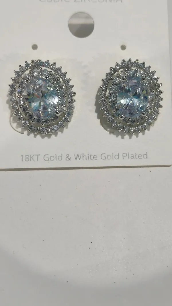 Luxury_Oval_Cubic_Zirconia_Stud_Earrings_�_White_Gold_Finish