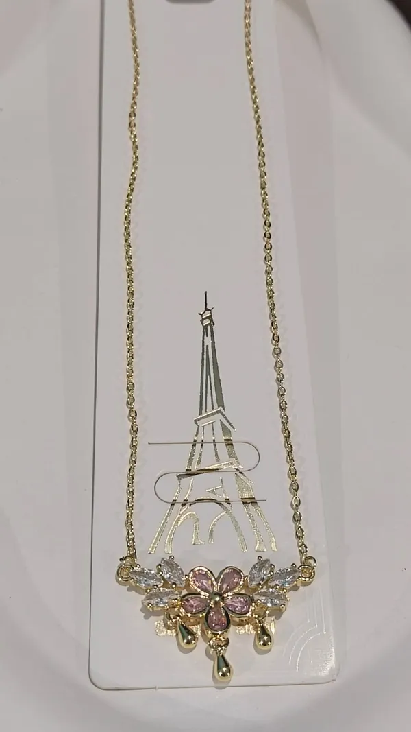 Floral_Crystal_Necklace_for_Women_�_Gold_Plated_Pendant_Chain