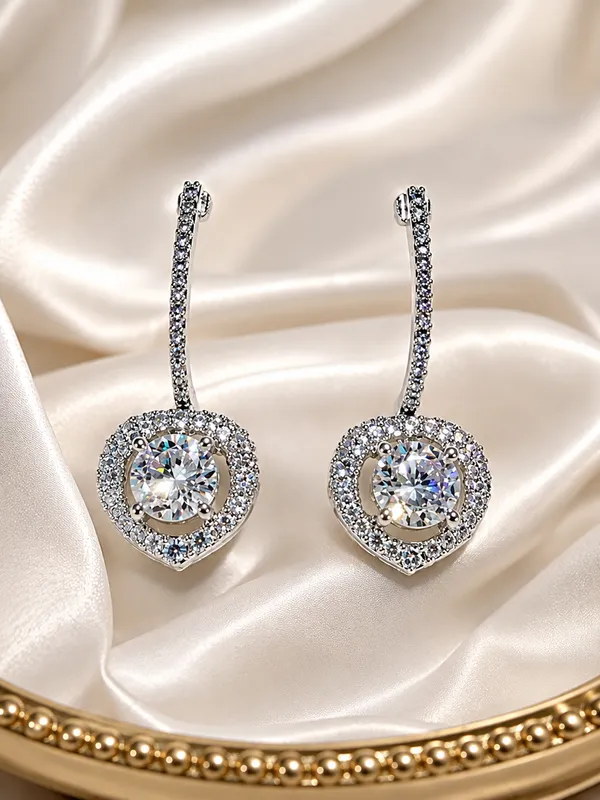 Luxury_Heart_Cubic_Zirconia_Drop_Earrings_�_Silver_Finish