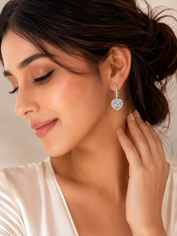 Luxury_Heart_Cubic_Zirconia_Drop_Earrings_�_Silver_Finish