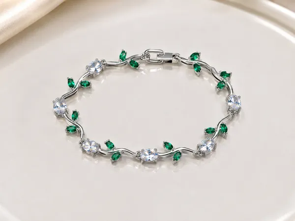 White_Crystal_Tulip_Vine_Bracelet