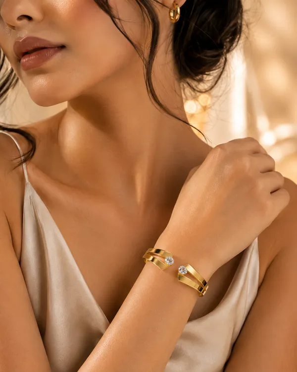 Aakrati_Jewels_heart_crystal_open_cuff_bracelet