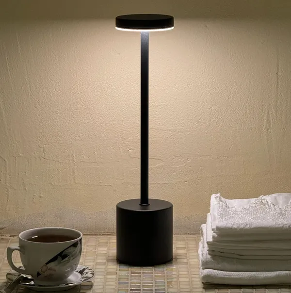GISMO_Portable_LED_Table_Lamp-_Cordless_Aluminum_Alloy_Desk_Lamp,_360°_Lighting_Rechargeable_Night_Light_with_3-Level_Brightness,_2000mAh_Battery_Powered_Bedside_Lamp_for_Restaurants_Camping_-Black