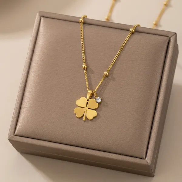Gold-Plated_Four_Leaf_Clover_Pendant_Necklace_For_Women