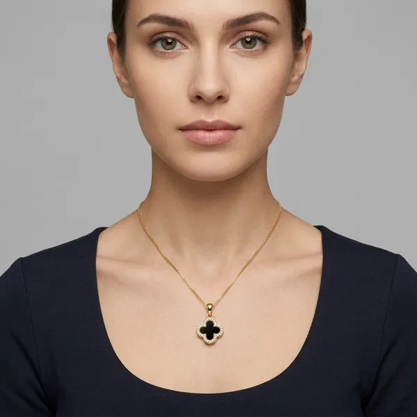 Gold-Plated_Reversible_Clover_Pendant_Necklace_For_Women