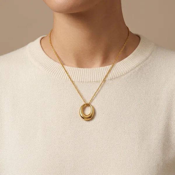 Gold-Plated_Waterproof_Oval_Pendant_Necklace_For_Women