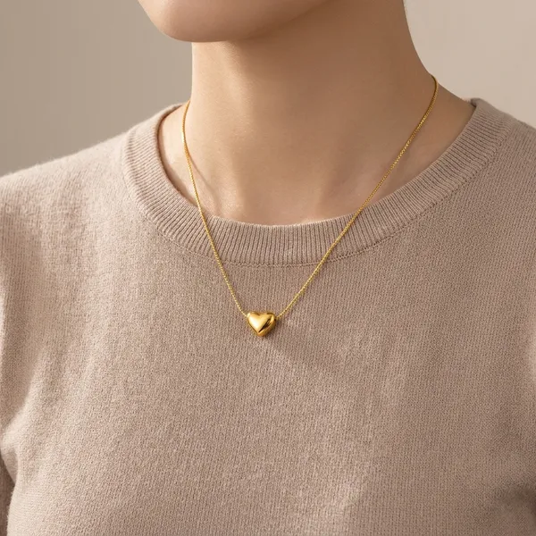 Gold-Plated_Anti-Tarnish_Heart_Pendant_Necklace_For_Women