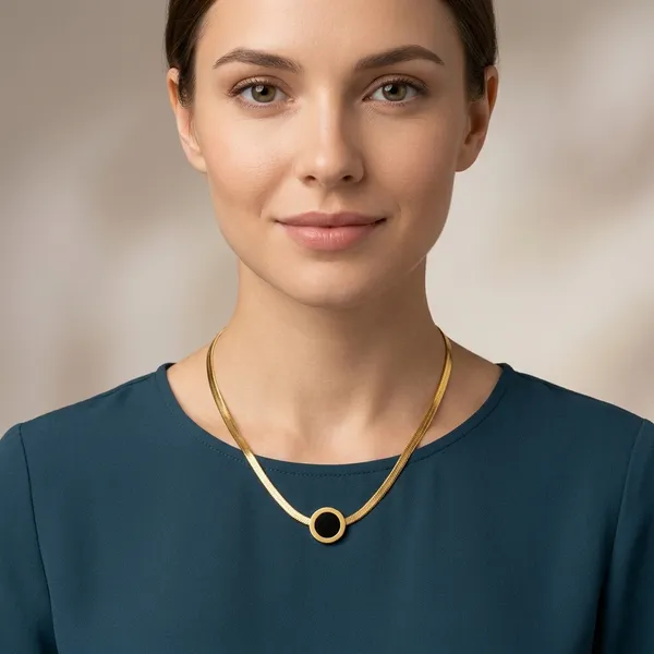 Gold-Plated_Black_Enamel_Circle_Pendant_Snake_Chain_Necklace_For_Women
