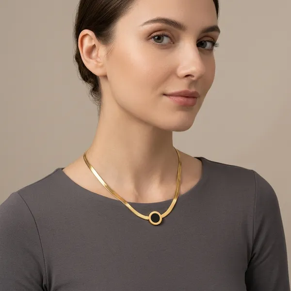 Gold-Plated_Black_Enamel_Circle_Pendant_Snake_Chain_Necklace_For_Women