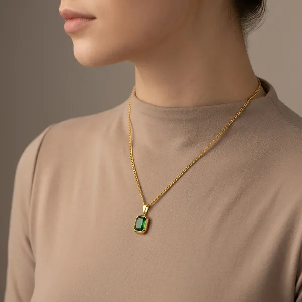 Gold_Green_Stone_Anti-Tarnish_Chain_Pendant_Necklace_For_Women
