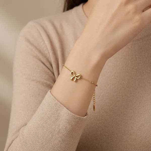 Gold_Plated_Butterfly_Charm_Chain_Bracelet_For_Women