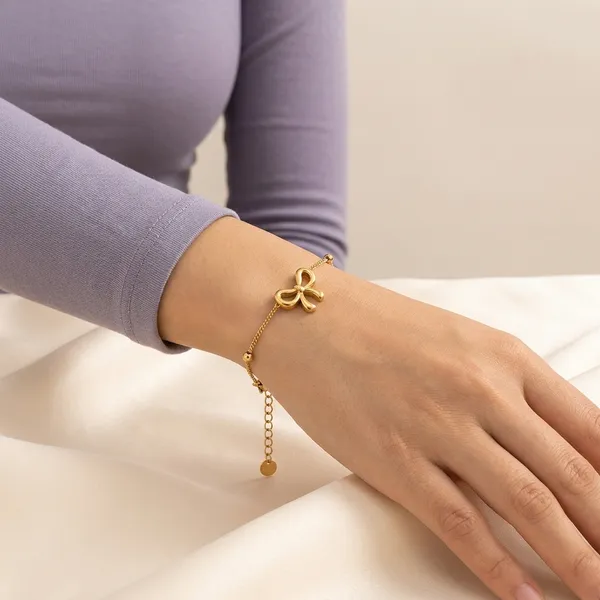 Gold_Plated_Butterfly_Charm_Chain_Bracelet_For_Women