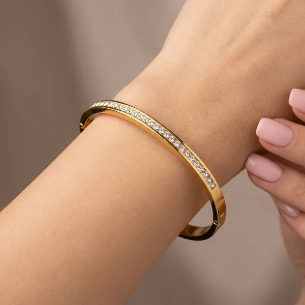 Gold_Crystal_Studded_Anti-Tarnish_Bangle_Bracelet_For_Women
