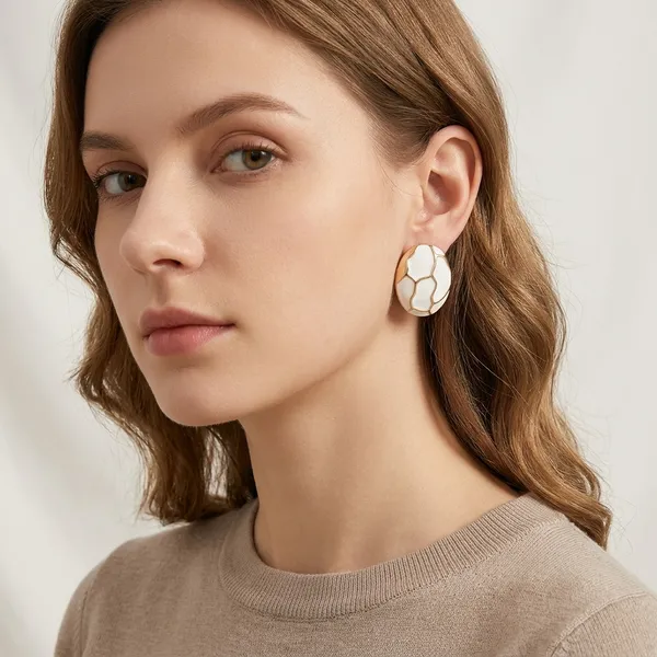 Anti_Tarnish_White_Gold_Enamel_Floral_Stud_Earrings_For_Women