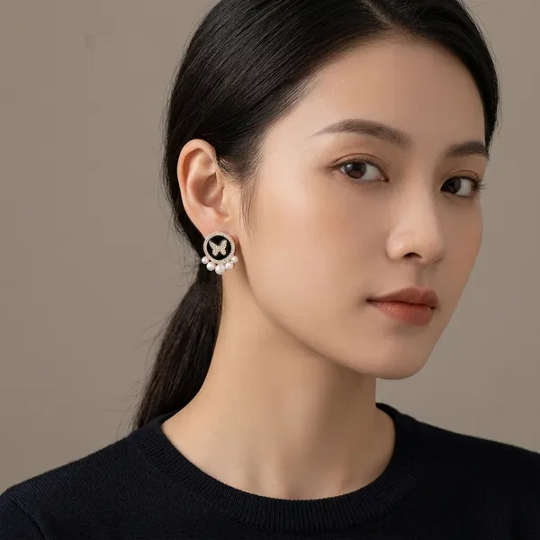 Black_Rhinestone_Floral_Stud_Earrings_For_Women